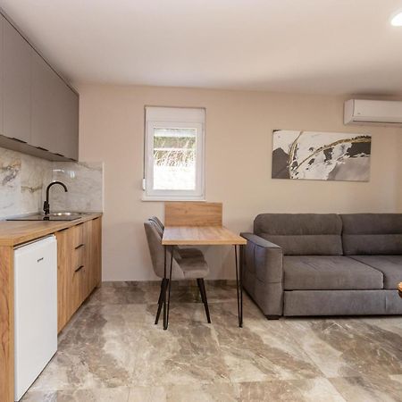 Posejdon Lux Apartamento Utjeha Exterior foto