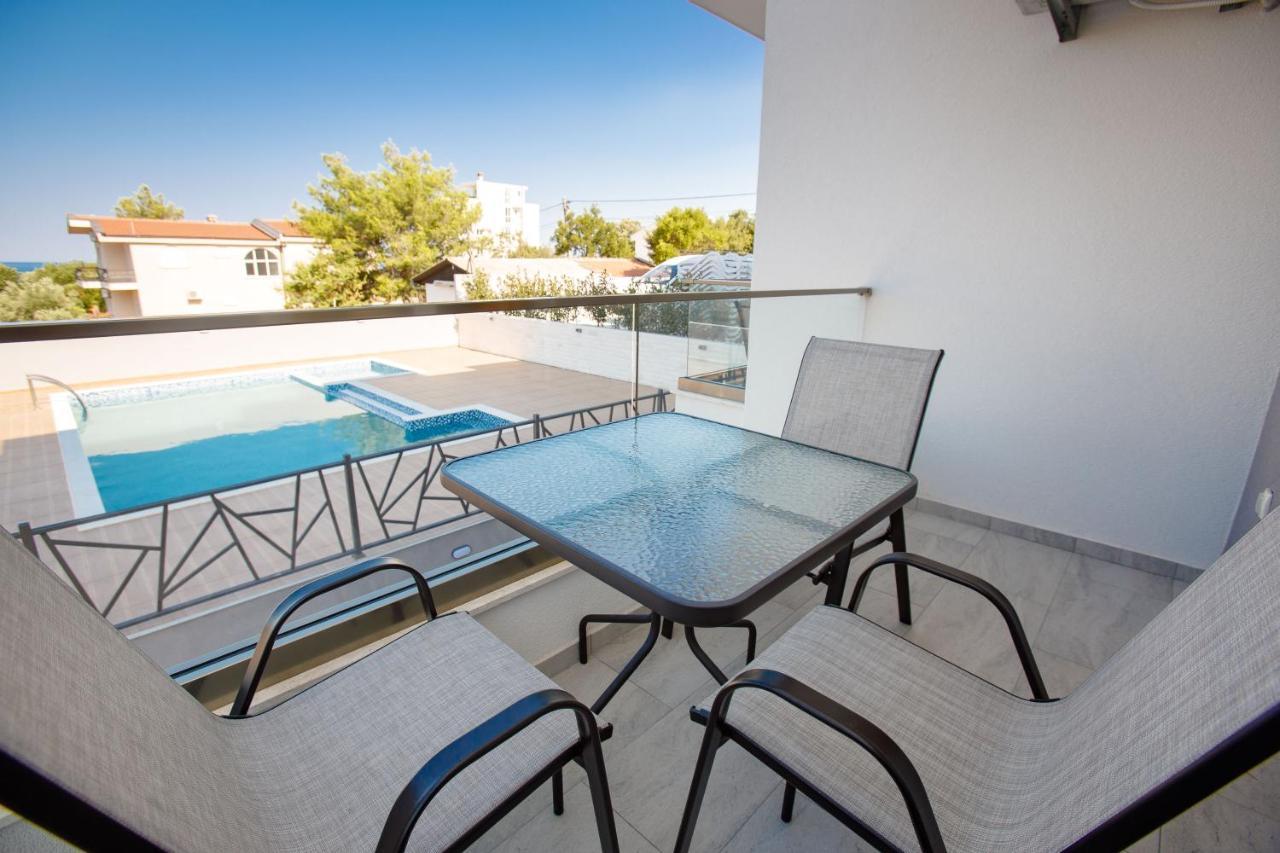 Posejdon Lux Apartamento Utjeha Exterior foto