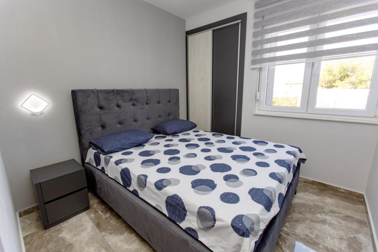 Posejdon Lux Apartamento Utjeha Exterior foto