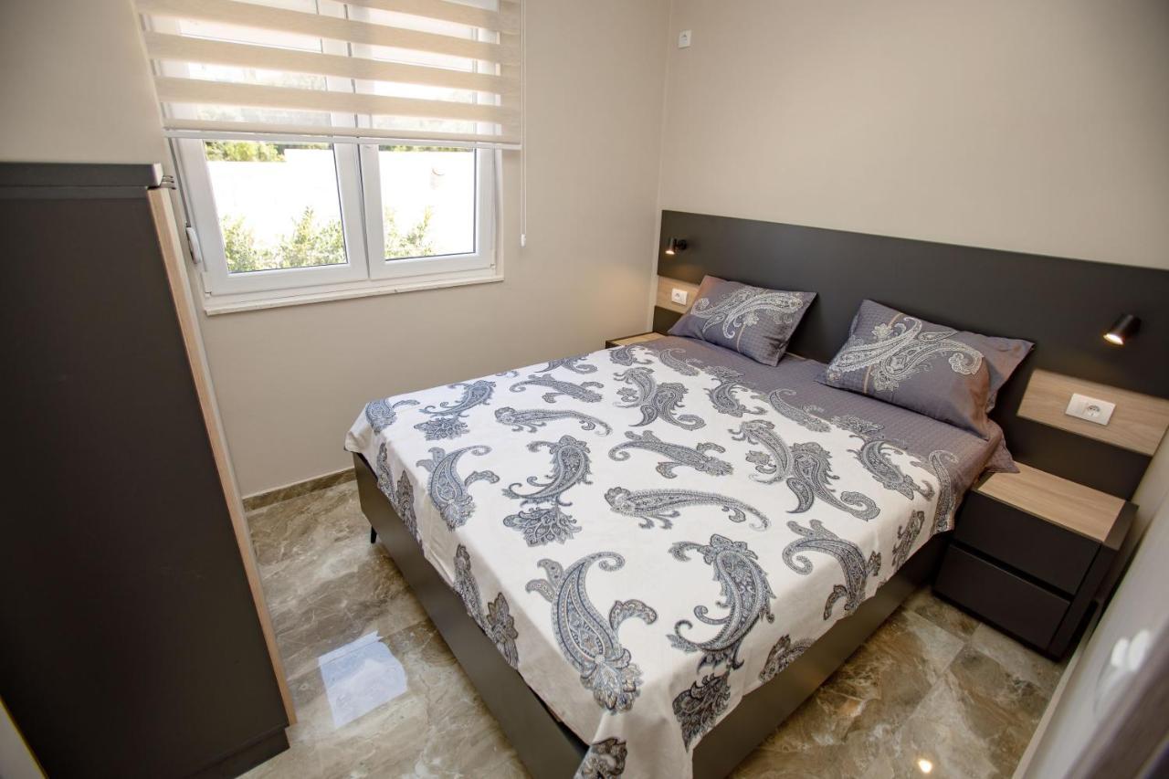 Posejdon Lux Apartamento Utjeha Exterior foto