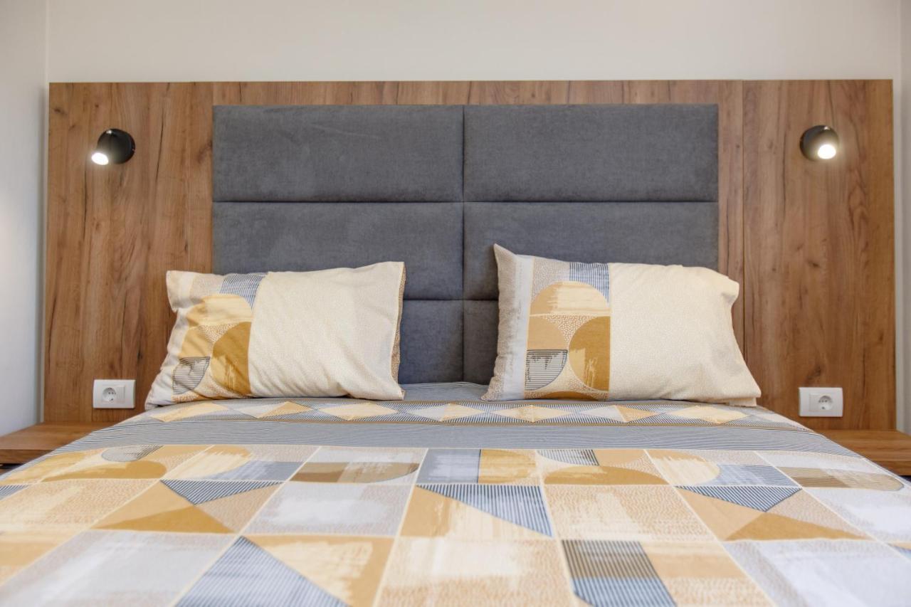 Posejdon Lux Apartamento Utjeha Exterior foto