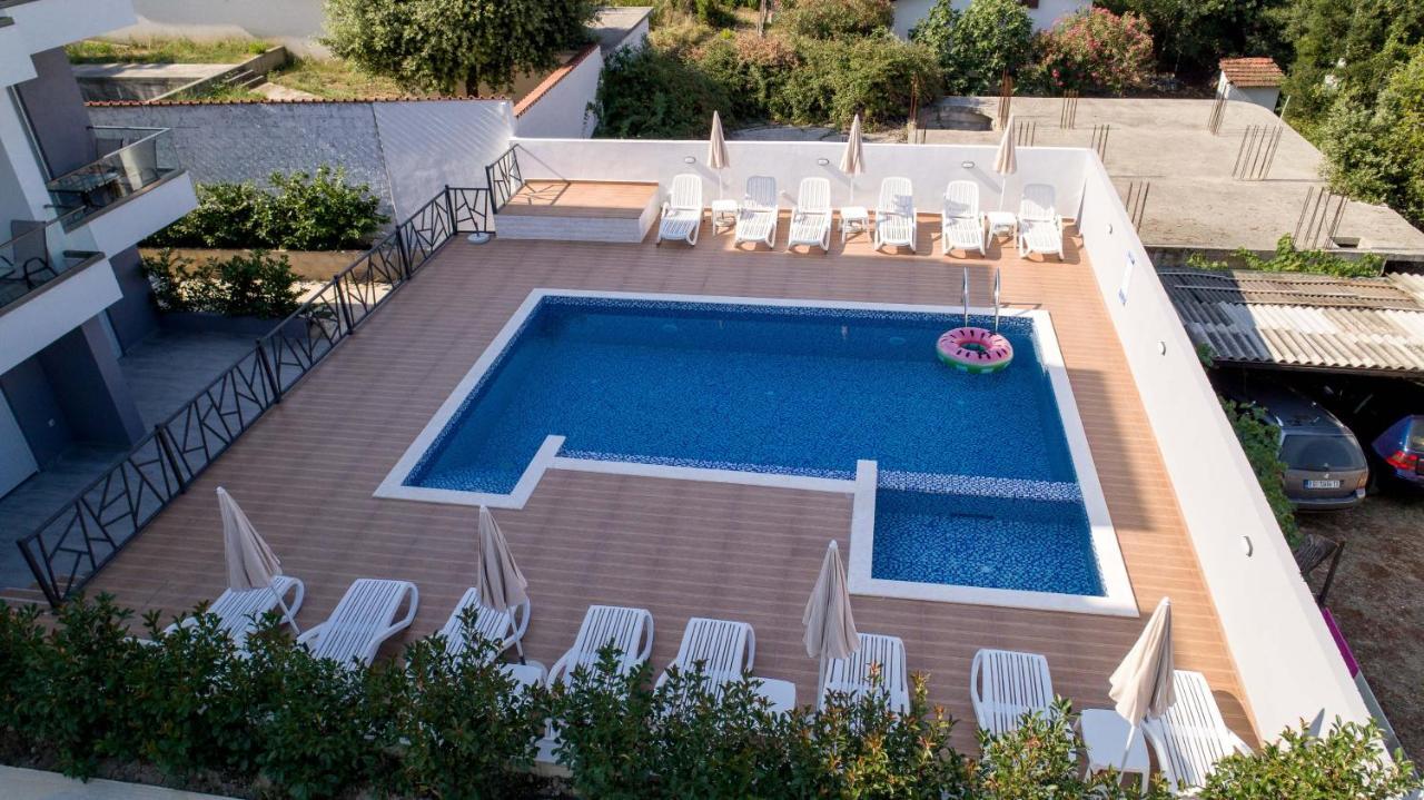 Posejdon Lux Apartamento Utjeha Exterior foto