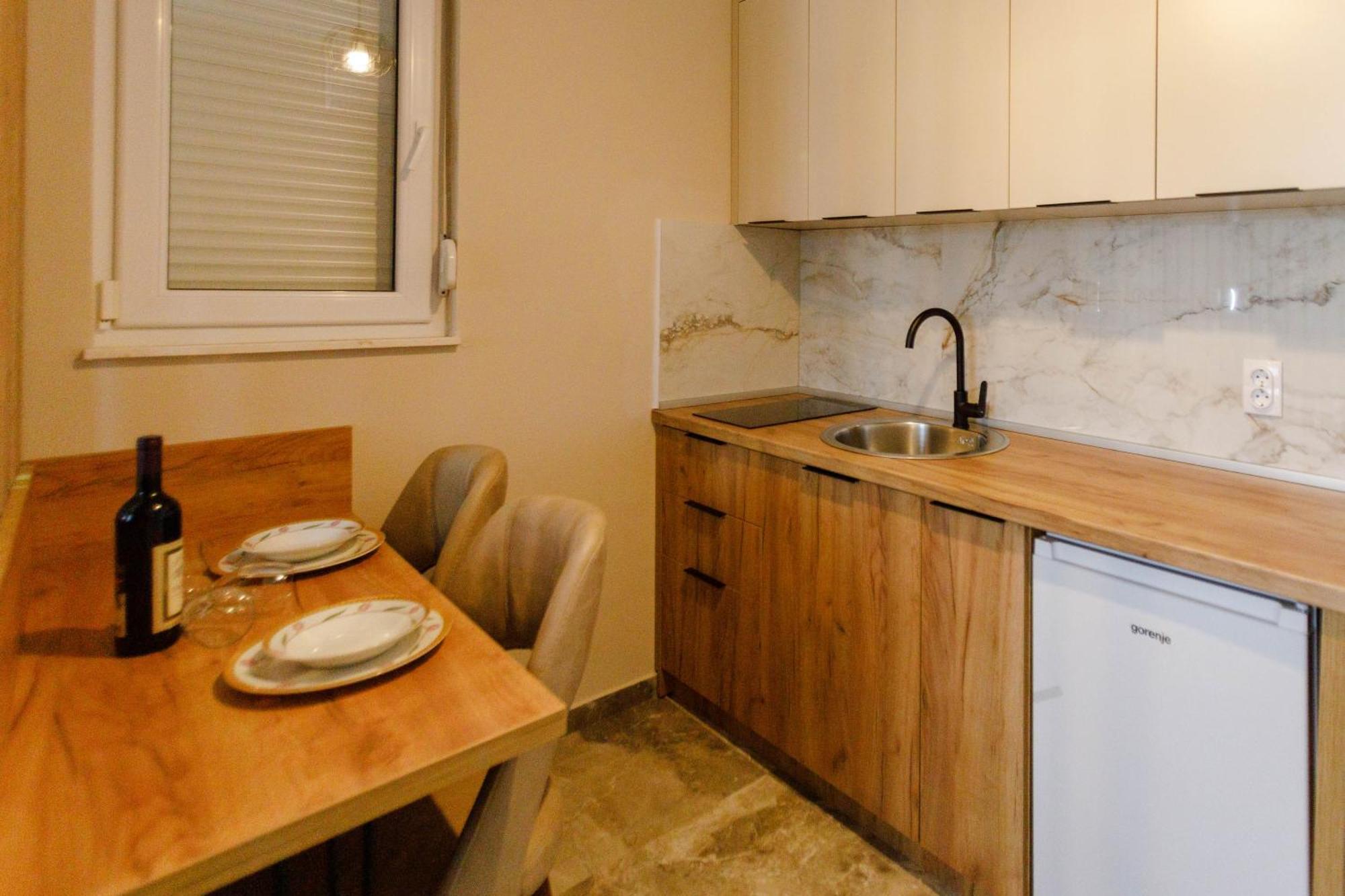 Posejdon Lux Apartamento Utjeha Exterior foto